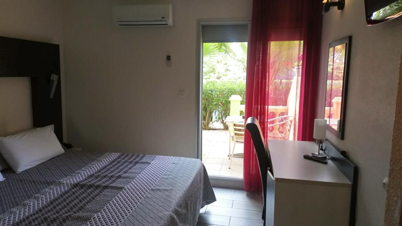 Brit Hotel Confort Helios Агде Екстериор снимка