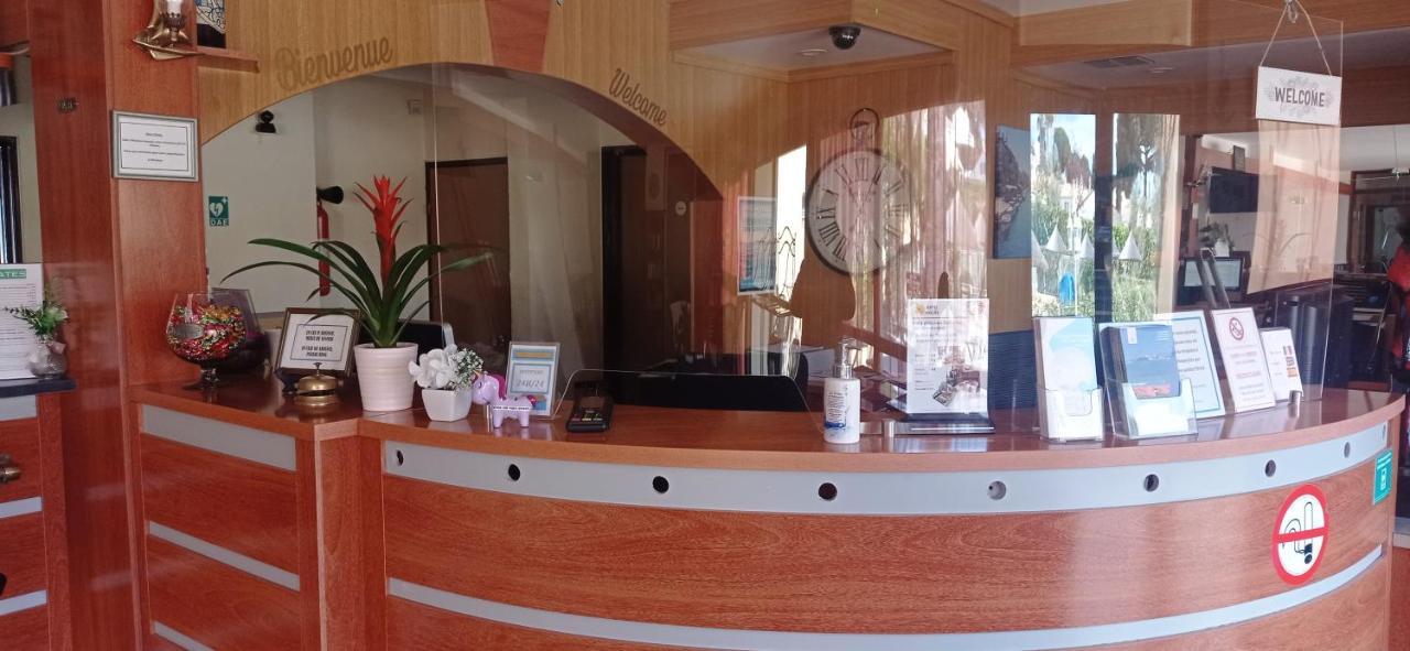 Brit Hotel Confort Helios Агде Екстериор снимка